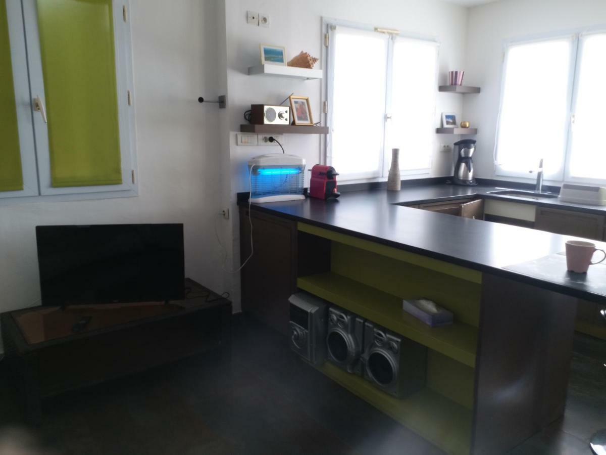 פרונטיניאן Cabanes Des Aresquiers מראה חיצוני תמונה